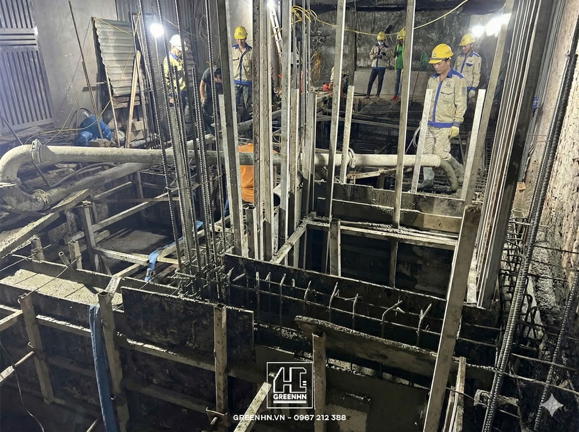 Đổ b&ecirc; t&ocirc;ng đ&ecirc;m tại Ba Đ&igrave;nh